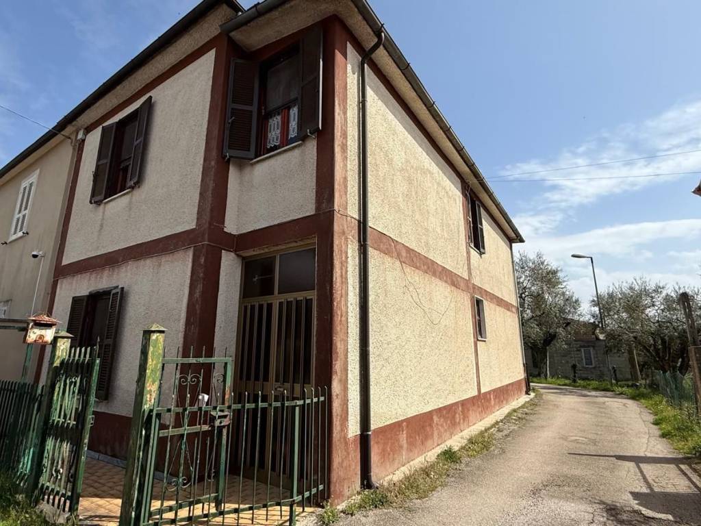 Casa indipendente a Monte san giovanni campano in Via Vaglie San Nicola - Foto 5