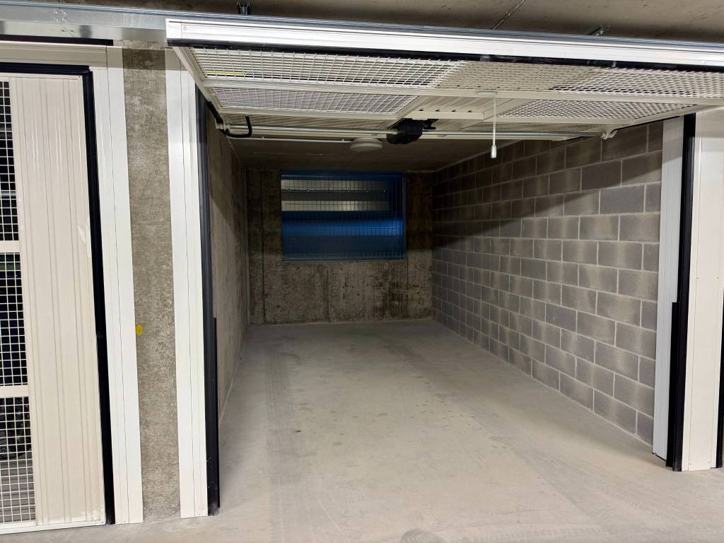 Box / garage a Trieste in Via degli Artisti, 3 - Foto 2