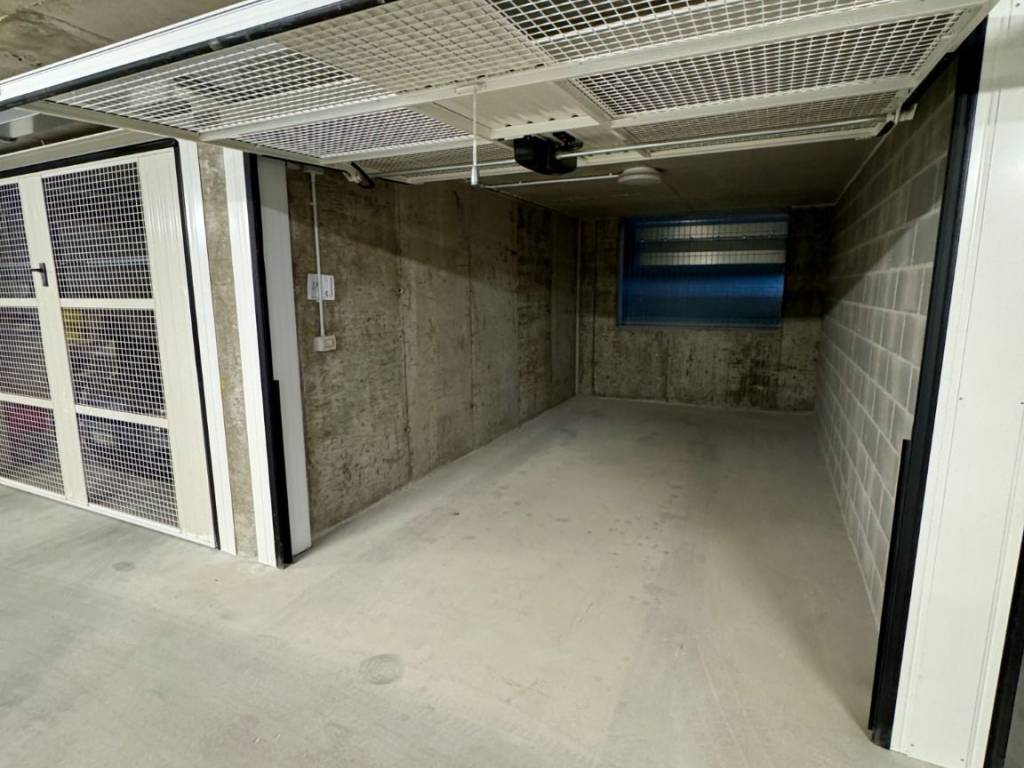 Box / garage a Trieste in Via degli Artisti, 3 - Foto 5