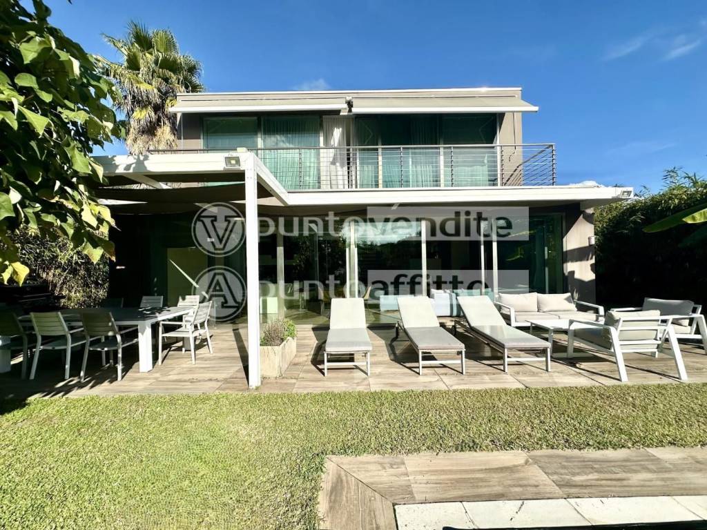 Villa a Lucca in Via Corte Randelli, 718 - Foto 2