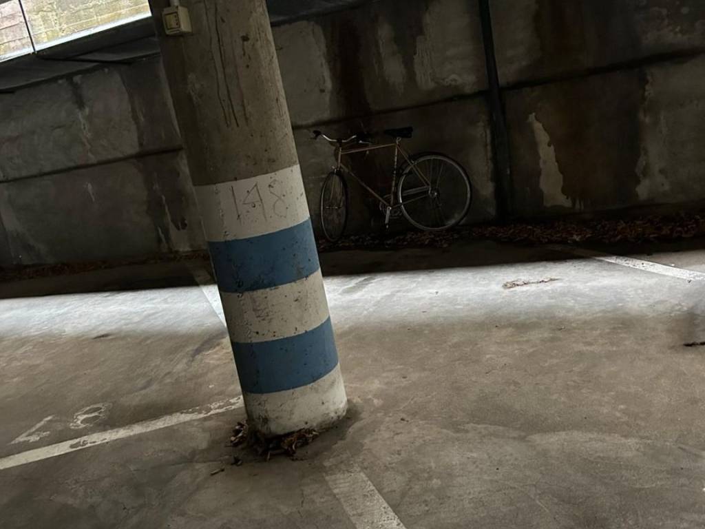 Box / garage a Padova in Via Francesco Marzolo - Foto 2