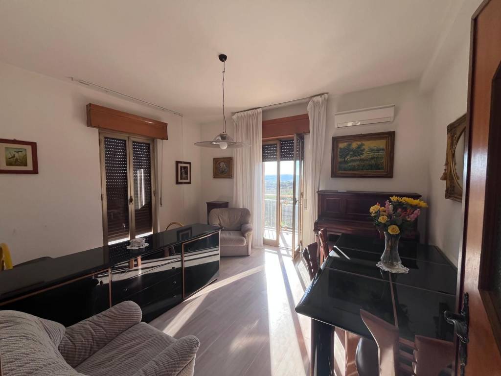 Appartamento a Termoli in Via dei Ciliegi - Foto 2