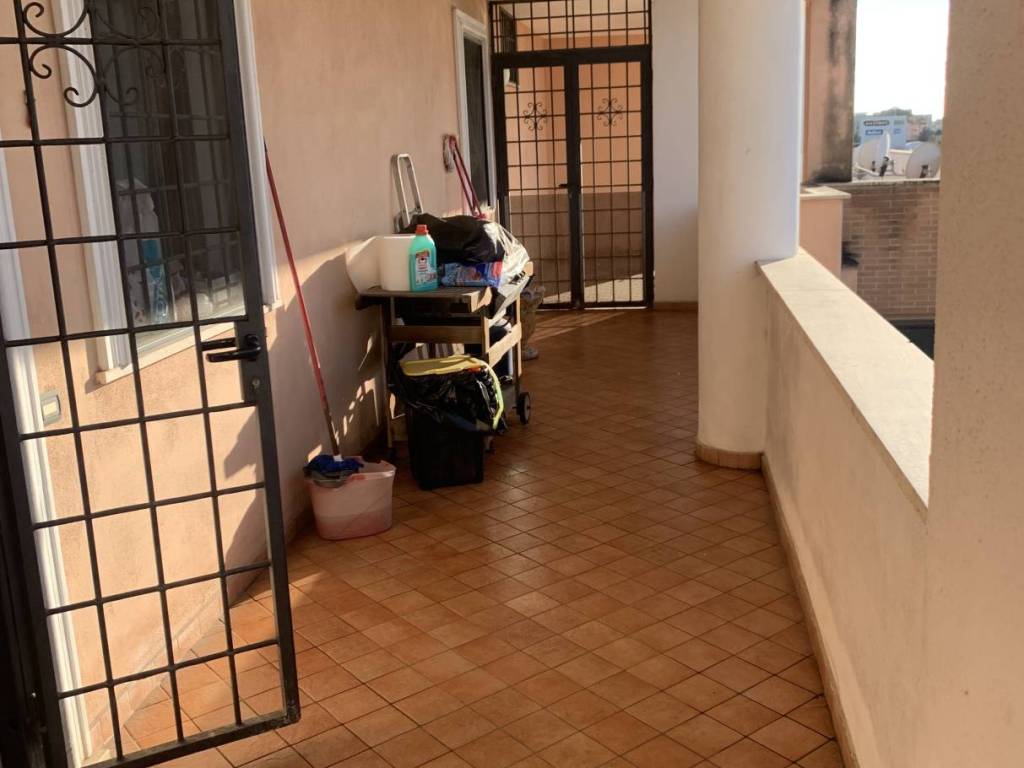 Appartamento a Pomezia in Via dei Castelli Romani - Foto 3