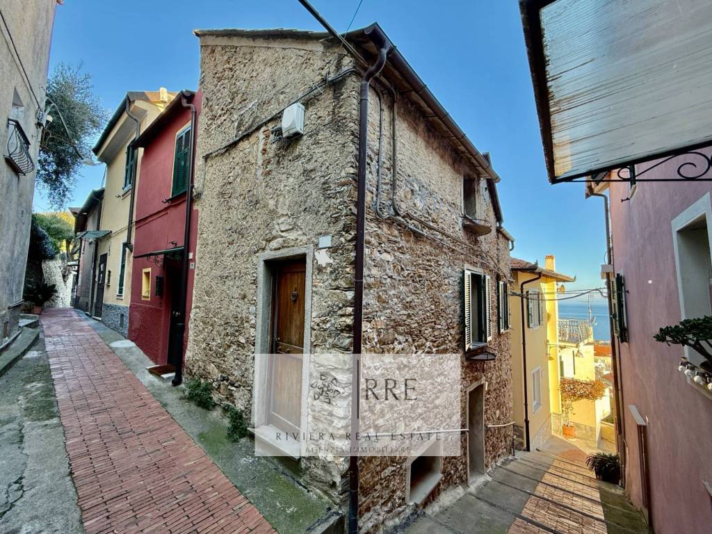 Casa indipendente a Alassio in via Leonpancaldo - Foto 3