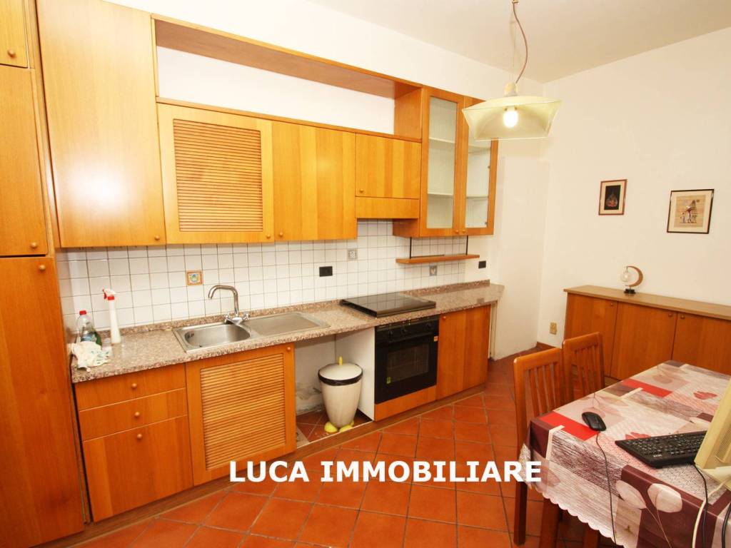 Appartamento a Montecatini-terme in Via Biscolla - Foto 2
