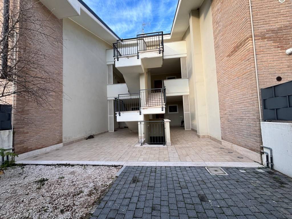 Appartamento a Marino in Via Sandro Botticelli, 5 - Foto 2