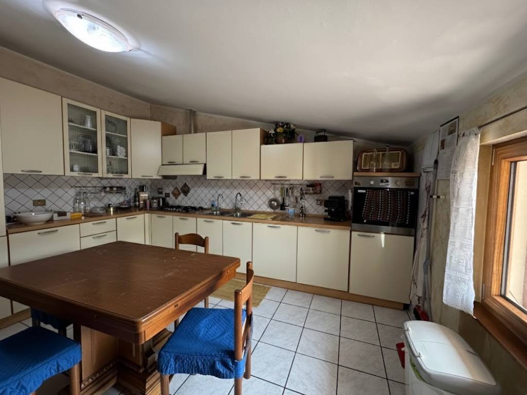 Appartamento a Prato in Via Clitumno - Foto 3