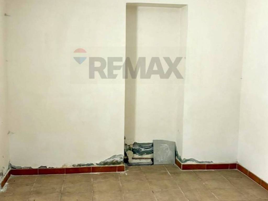 Box / garage a Belpasso in Via Bellini, 23 - Foto 5