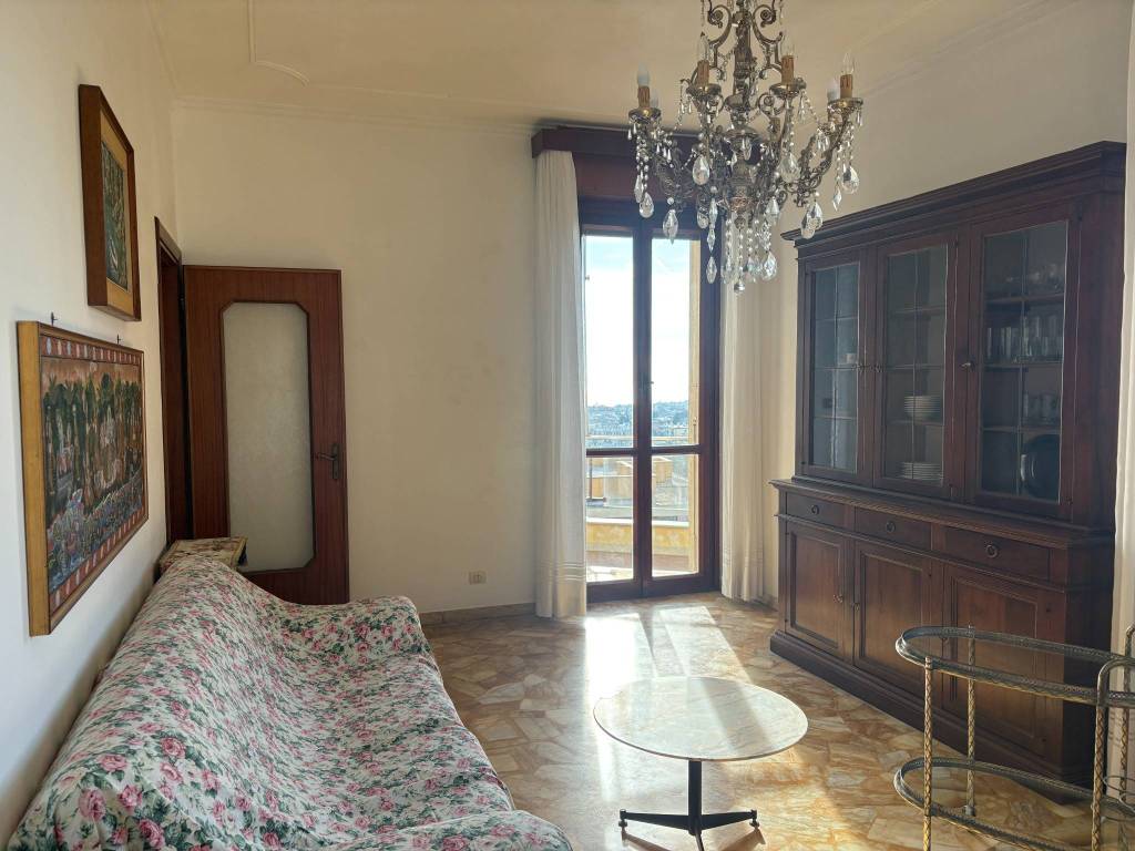 Appartamento a Genova in Via Luciano Borzone - Foto 5