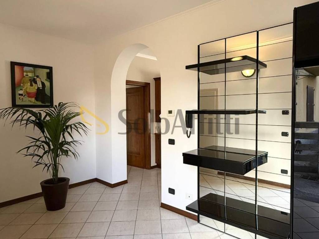 Appartamento a Montano lucino in Via Giuseppe Mazzini, 20 - Foto 3