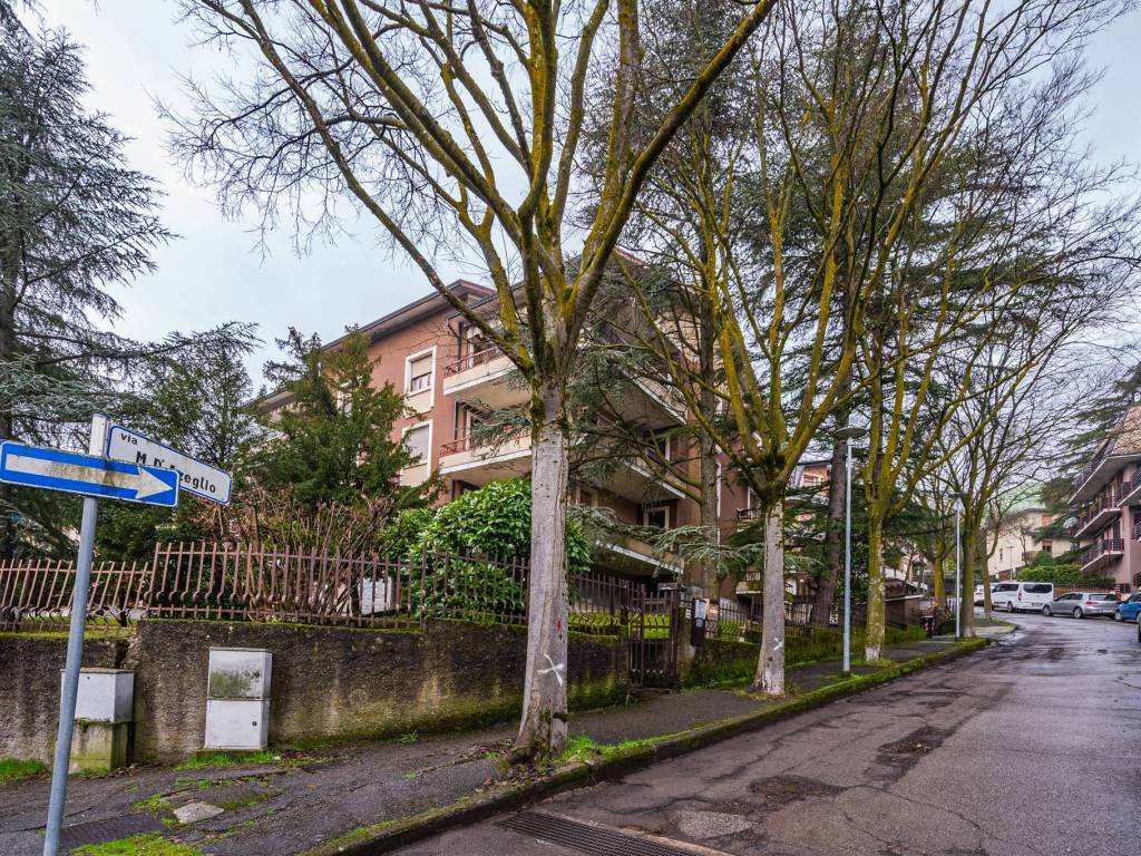 Appartamento a Salsomaggiore terme in Via Massimo d'Azeglio, 22 - Foto 4