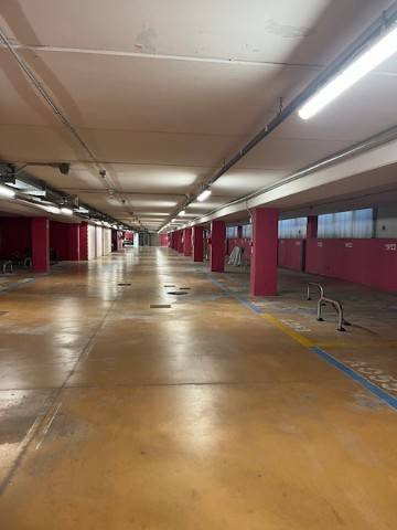 Box / garage a Riccione in Viale Milano, 49 - Foto 4