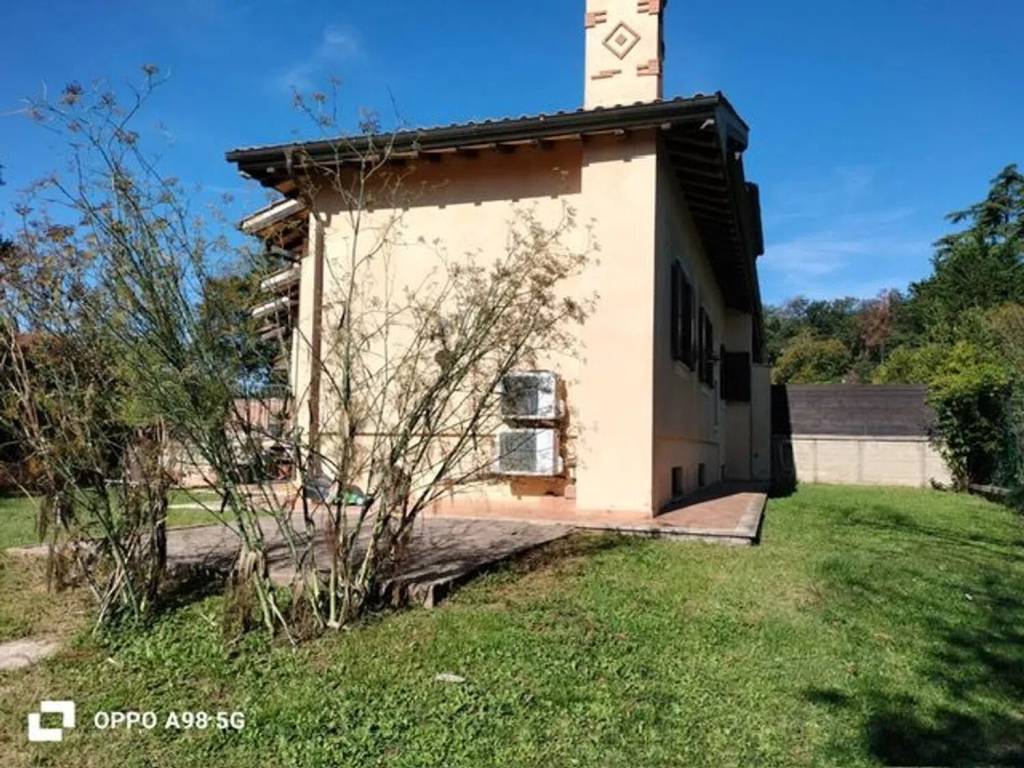 Villa a Manziana in Via Delle Fornaci - Foto 2