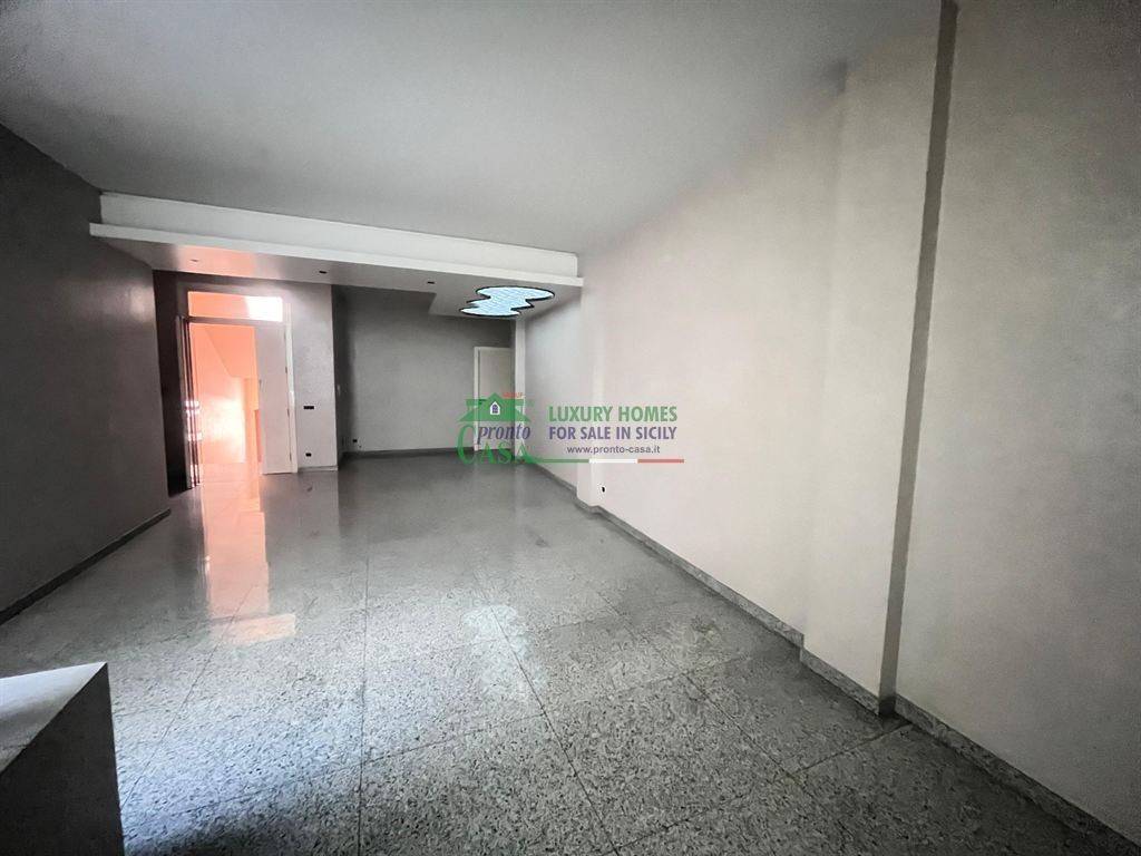 Appartamento a Comiso in Via Dante di Nanni - Foto 4
