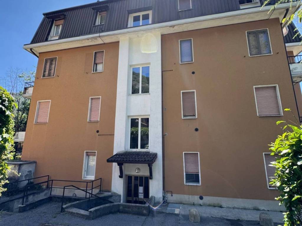 Appartamento a Canzo in Via Castello, 18 - Foto 2