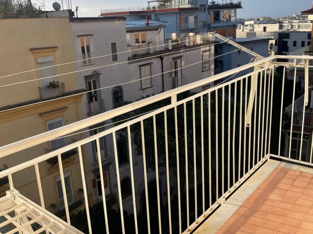 Appartamento a Napoli in Via Domenico Fontana - Foto 4
