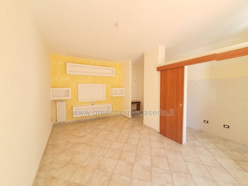 Appartamento a Caserta in Via Leonilde Iotti, 10 - Foto 3