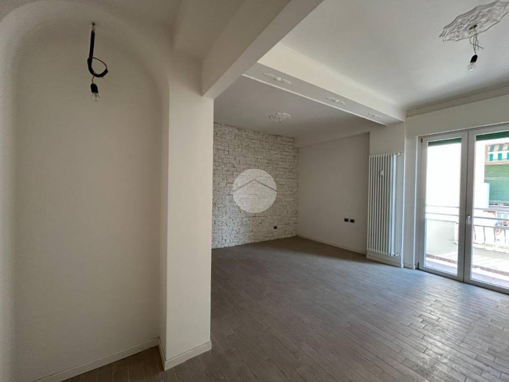 Appartamento a Verona in Via Anfiteatro, 10 - Foto 4