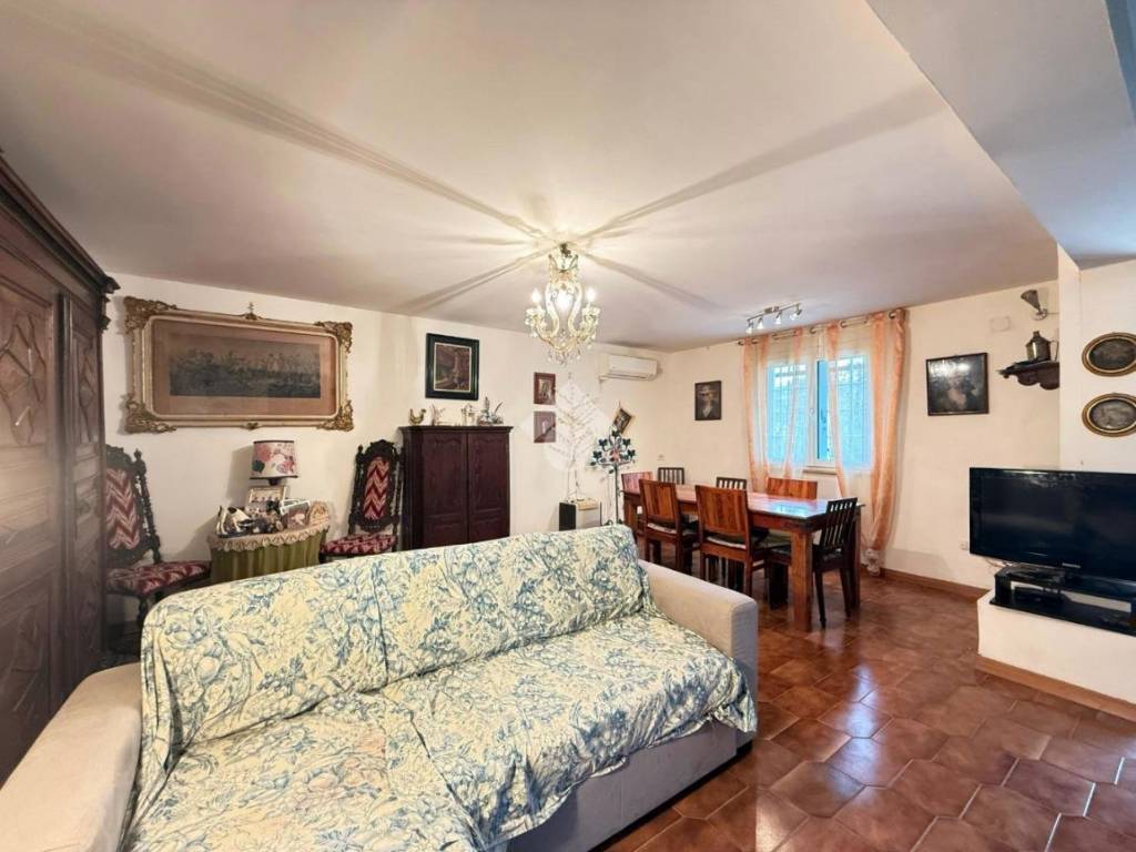 Villa a Bassiano in Via Carpinetana, 21 - Foto 5