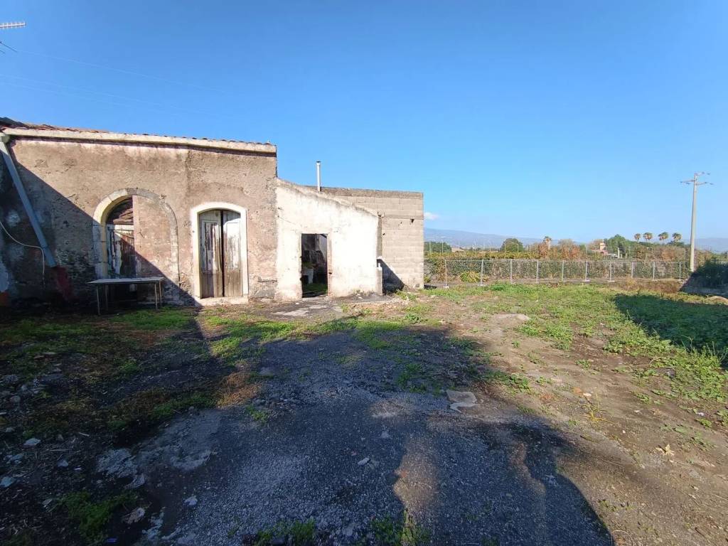 Rustico / casale a Riposto in Strada Provinciale 2/I-Ii, 125 - Foto 2