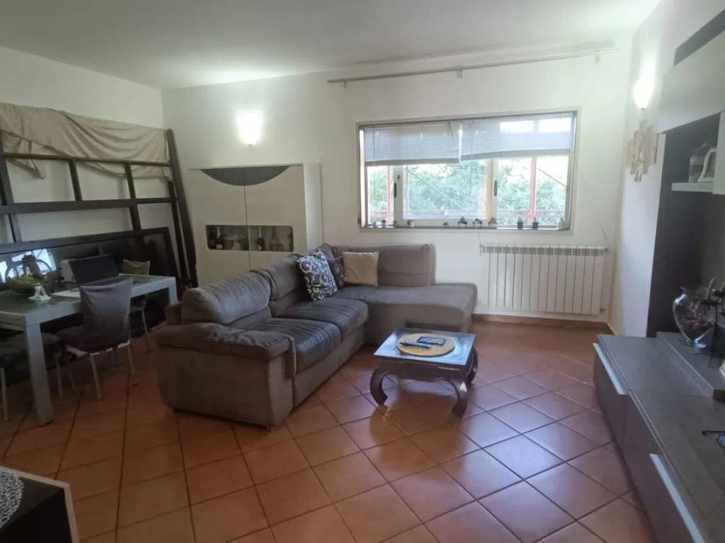 Appartamento a Giarre in Via Luigi Settembrini No Number - Foto 3