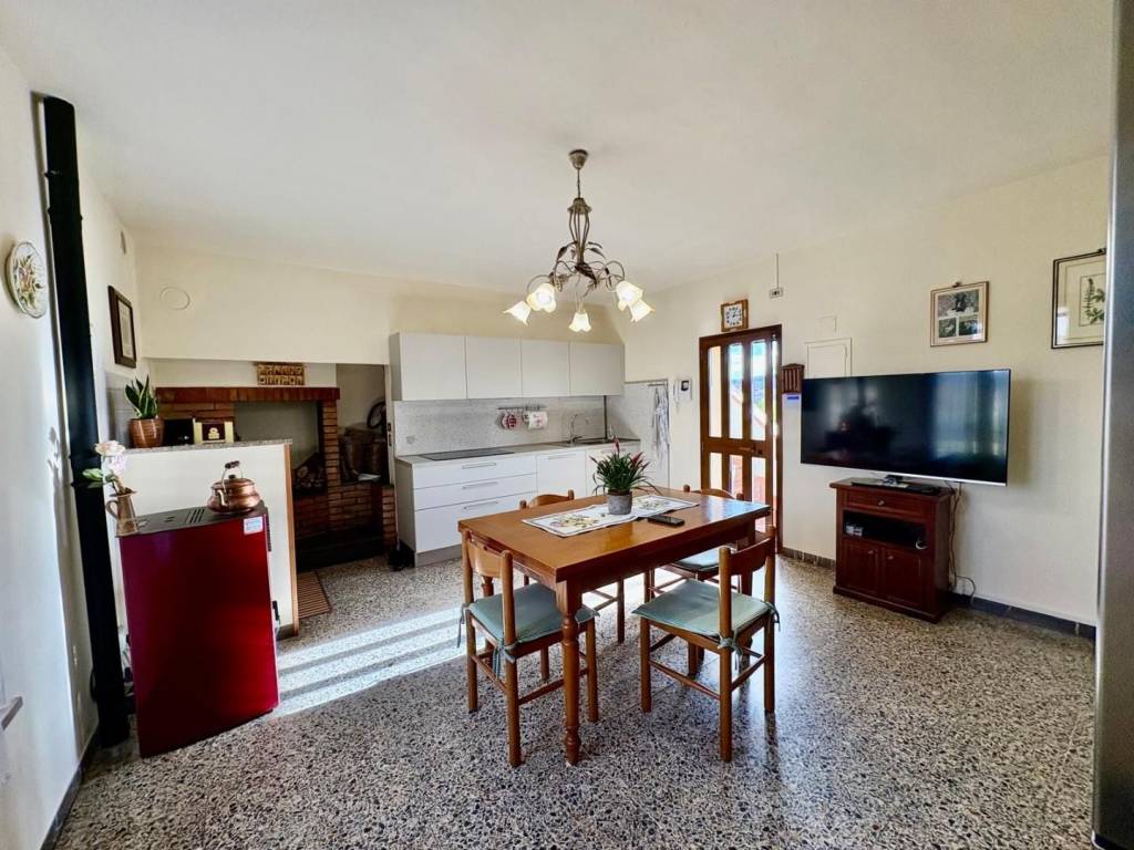 Casa indipendente a Castelfiorentino - Foto 2