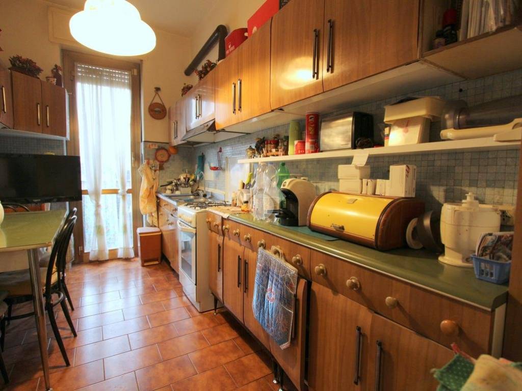 Appartamento a Bareggio in Via Giovanni Verga, 20 - Foto 4