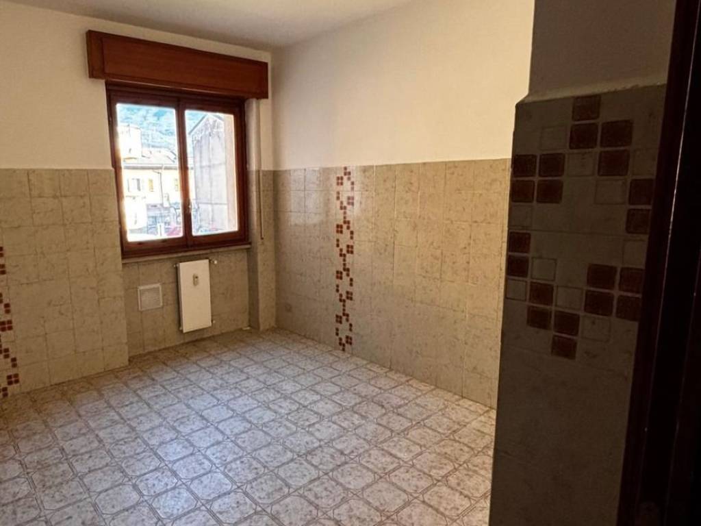 Appartamento a Lecco in Ponte Azzone Visconti - Foto 2