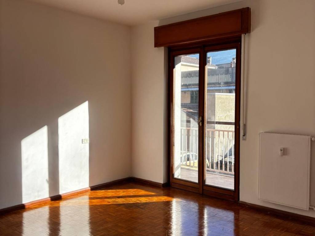 Appartamento a Lecco in Ponte Azzone Visconti - Foto 4