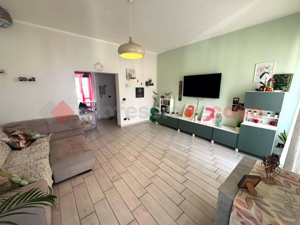 Appartamento a Livorno in Via Luigi Cherubini - Foto 2