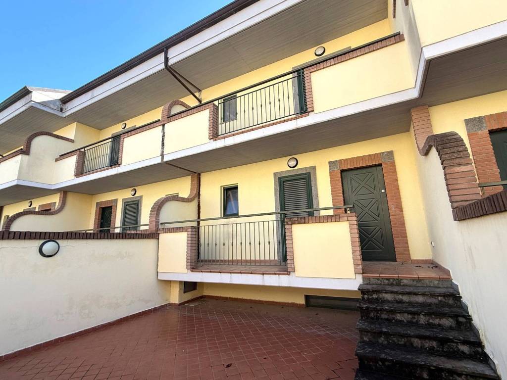 Villetta a schiera a Fondi in Via Madonna delle Grazie - Foto 2