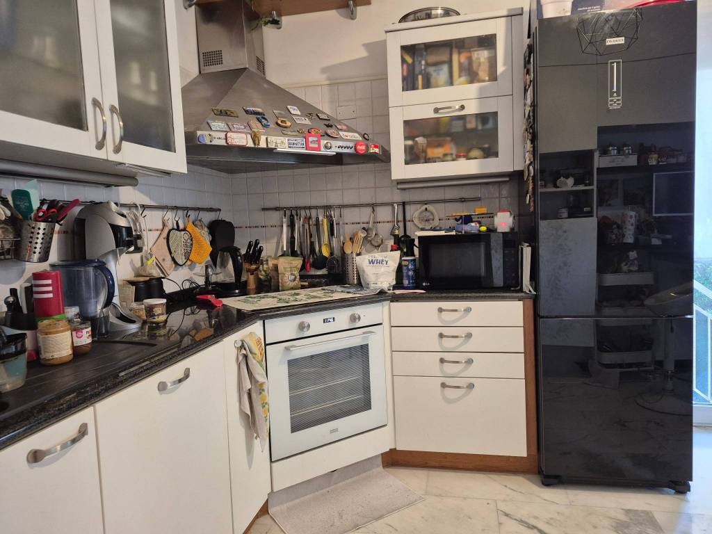 Appartamento a Genova in Via Carlo e Nello Rosselli - Foto 3