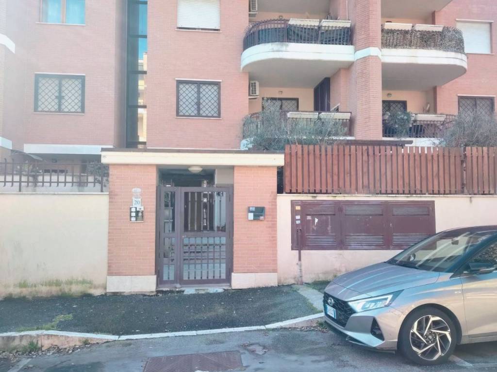 Appartamento a Pomezia in Viale Odisseo, 20 - Foto 5