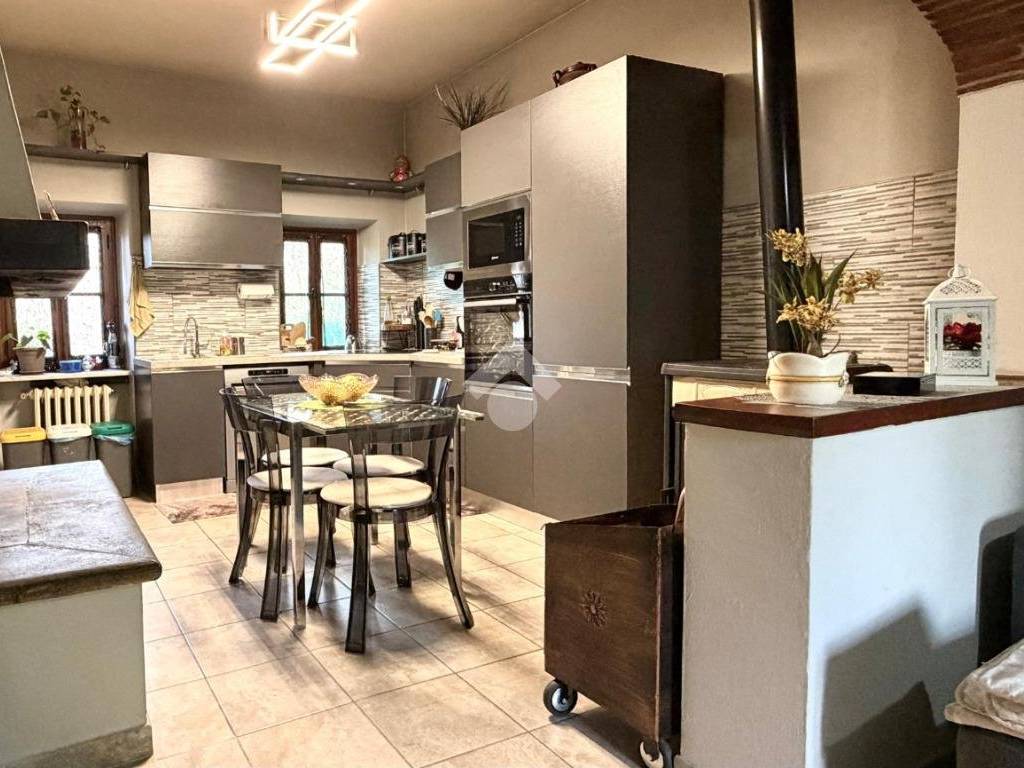 Casa indipendente a Pistoia in VIOTTOLO DI VIVILLANO, 14 - Foto 4