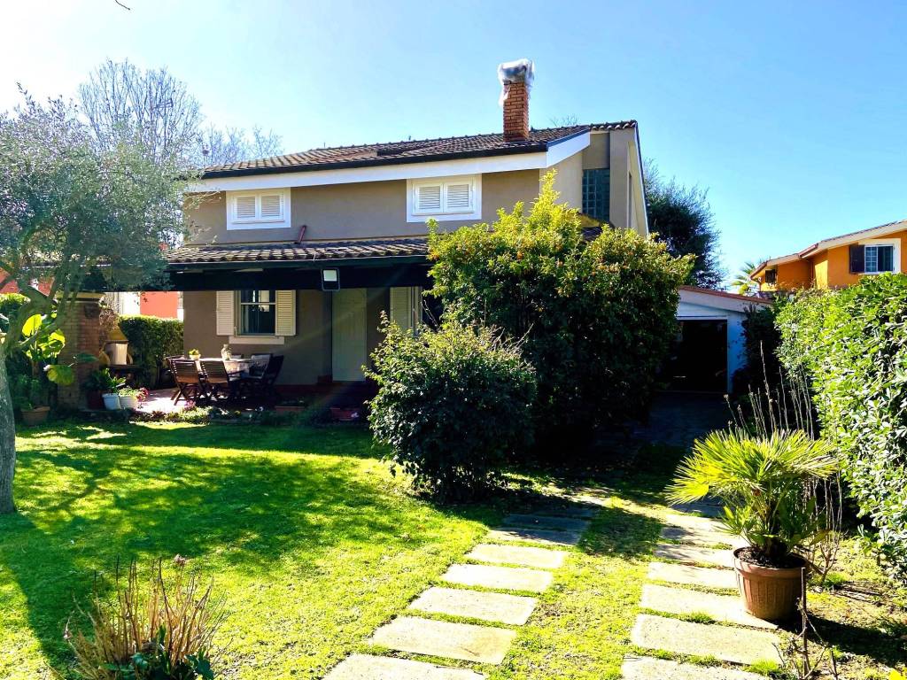 Villa a Anzio in Via Cavallo Morto, 5 - Foto 3