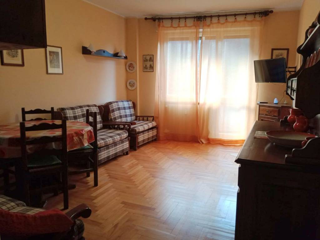 Appartamento a Chiomonte in Via Giuseppe Augusto Levis, 40 - Foto 3