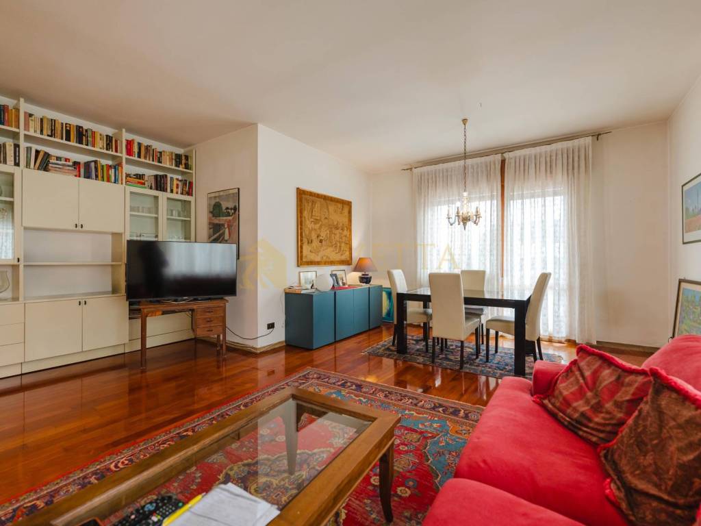 Villa a Carbonera in Via Vittorio Veneto, 34 - Foto 3