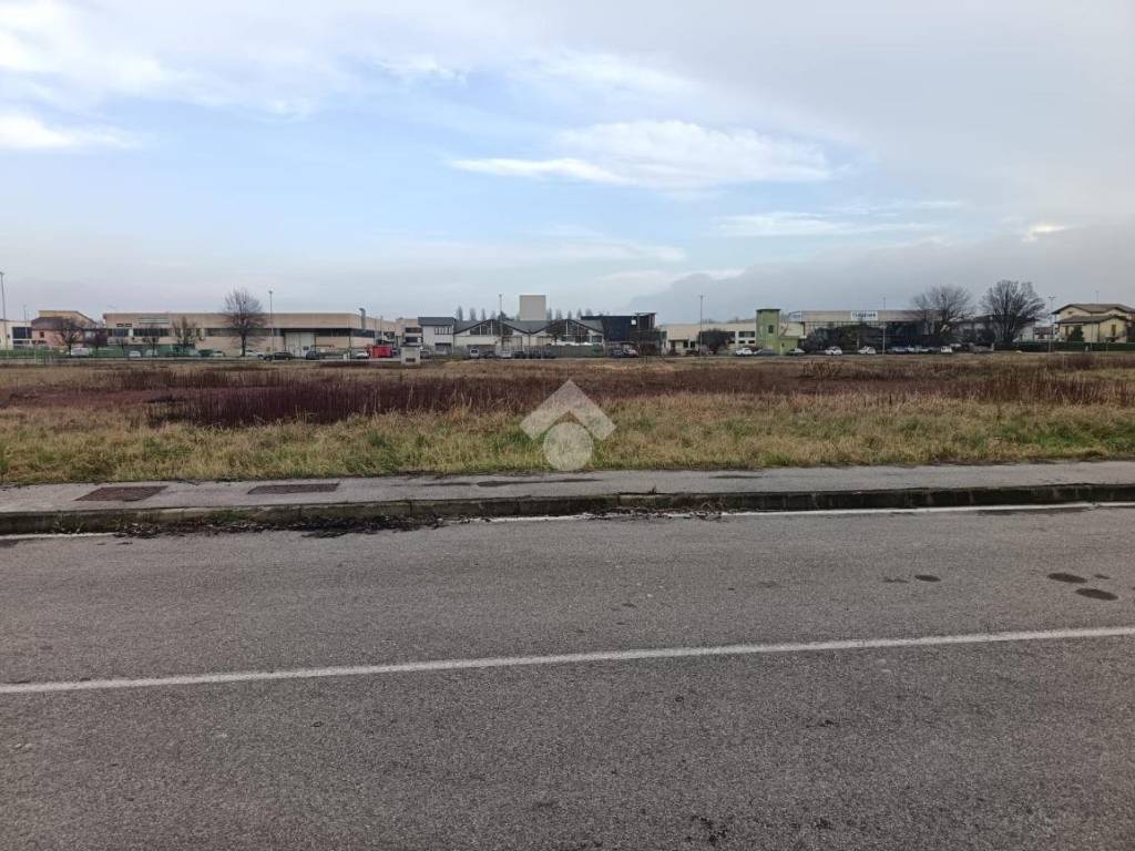 Terreno a Madignano in Via Unità d'Italia - Foto 2