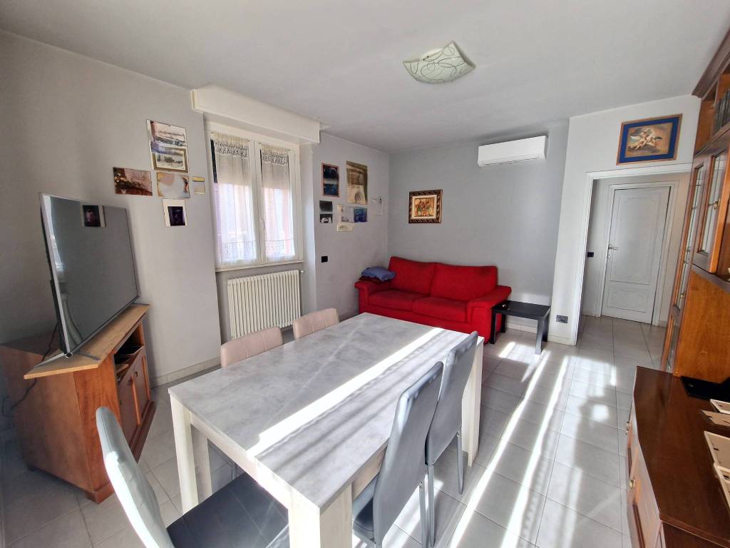 Appartamento a Como in Via Mario Bertolone - Foto 2