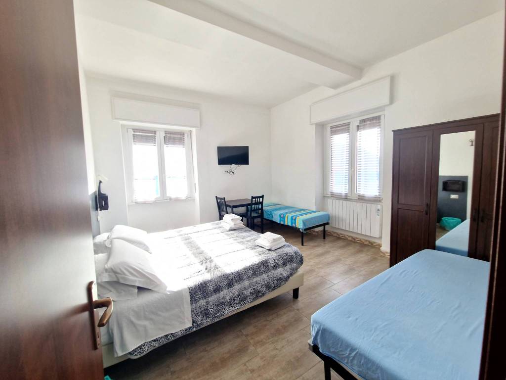 Appartamento a Como in Via Mario Bertolone - Foto 3