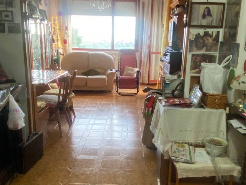 Appartamento a Pomezia in Via Singen - Foto 5