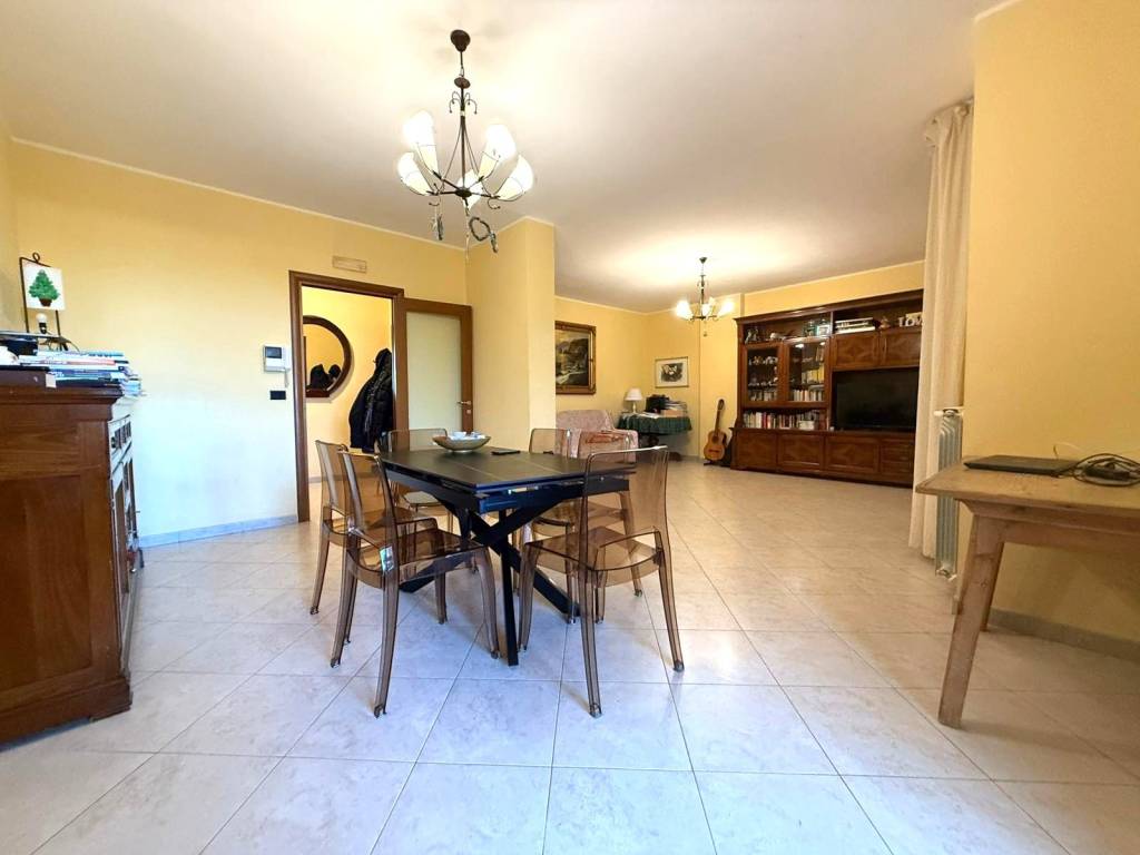 Appartamento a Barletta in Viale Dante Alighieri - Foto 4