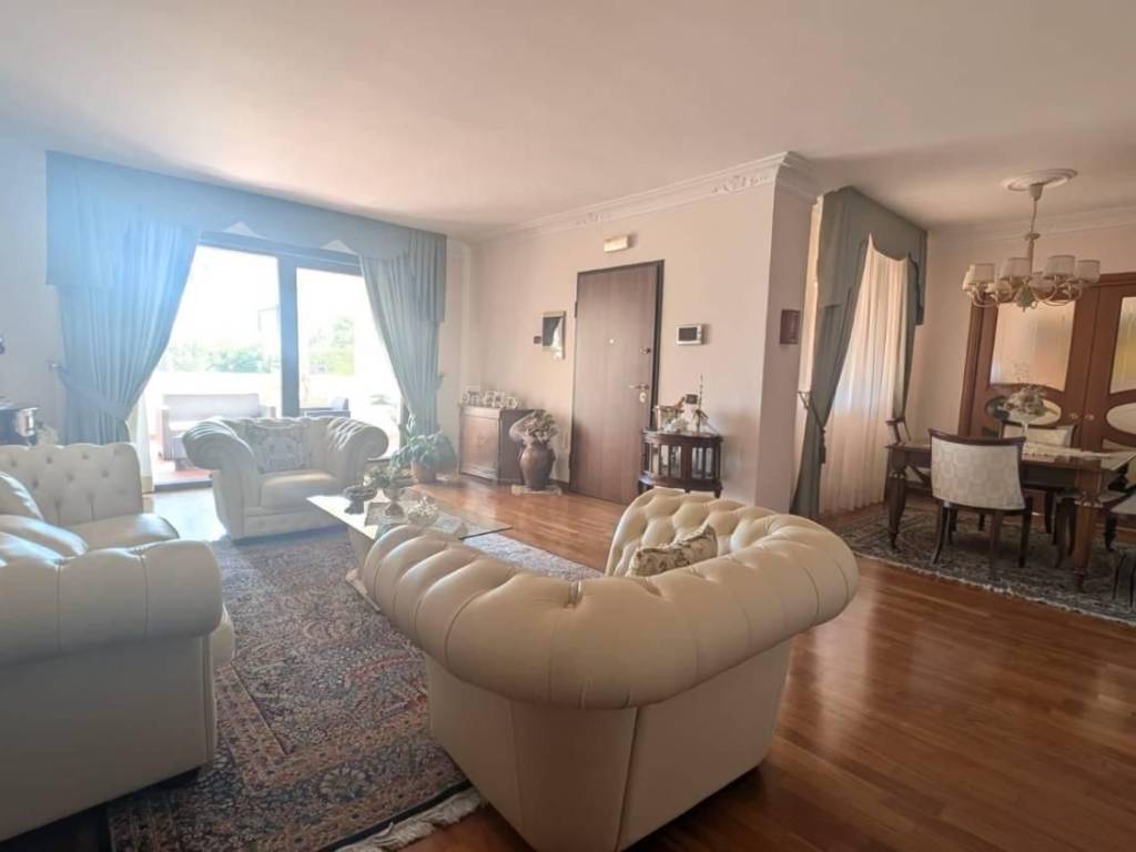 Villa a Crotone in Via naxos, 11 - Foto 4