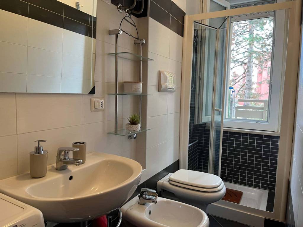 Appartamento a Arese in Via Valera - Foto 2