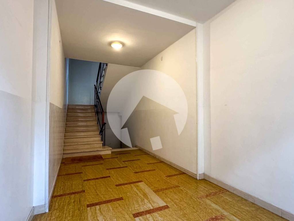 Appartamento a Reggio emilia in Viale Timavo, 20 - Foto 4