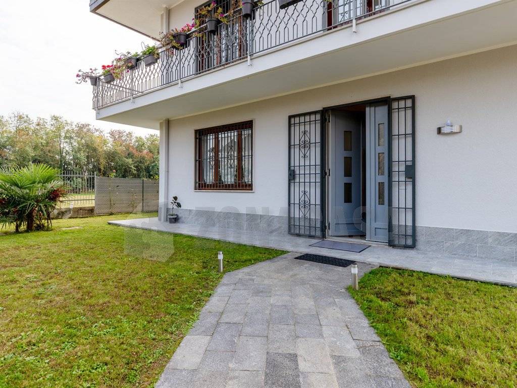 Villa a Gallarate in Via Adige - Foto 4