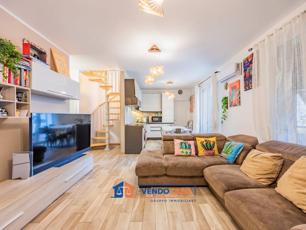 Appartamento a Spotorno in Via Coreallo, 25 - Foto 2