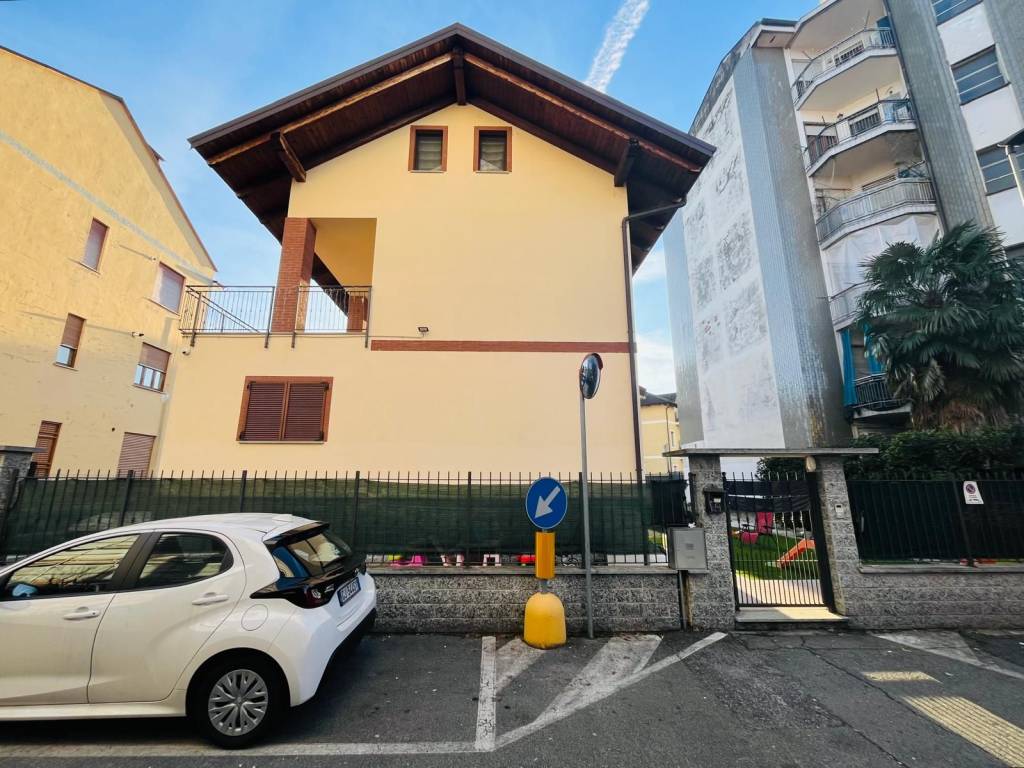 Villa a Settimo torinese in Via Enrico Fermi, 11 - Foto 3