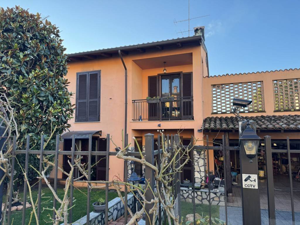 Villa a Rivanazzano terme in Strada Frattina Chioda, 5 - Foto 2