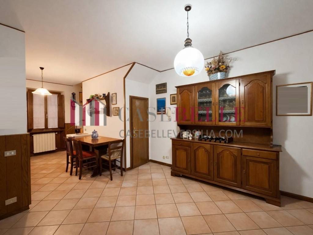 Casa indipendente a Camaiore in Via S. Lazzaro, - Foto 2